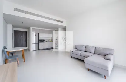 Apartment - 1 Bedroom - 2 Bathrooms for rent in Marina Vista - EMAAR Beachfront - Dubai Harbour - Dubai