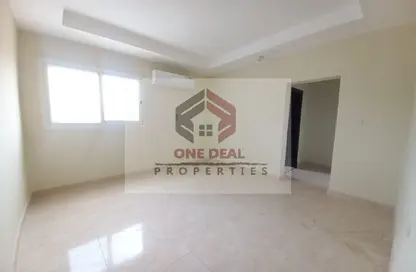 Empty Room image for: Apartment - 2 Bedrooms - 3 Bathrooms for rent in Central District - Al Ain, Image 1