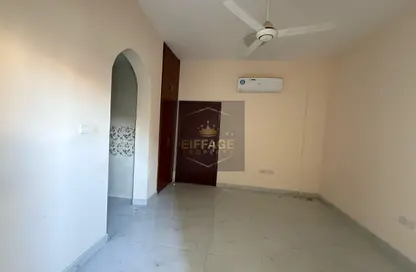 Apartment - 3 Bedrooms - 2 Bathrooms for rent in Al Alia - Ajman