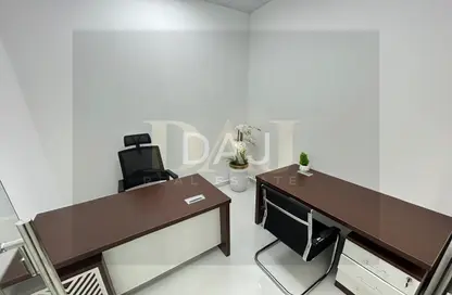 Office Space - Studio - 1 Bathroom for rent in Red Avenue - Al Garhoud - Dubai