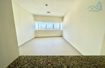 Apartment - 1 Bathroom for rent in Al Yousuf Towers - District 12 - Jumeirah Village Circle - Dubai