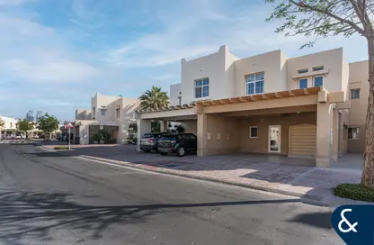 Villa - 4 Bedrooms - 6 Bathrooms for sale in Zulal 3 - Zulal - The Lakes - Dubai