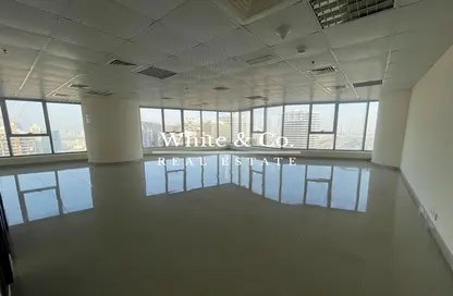 Empty Room image for: Office Space - Studio for rent in Platinum Tower (Pt Tower) - Lake Almas East - Jumeirah Lake Towers - Dubai, Image 1
