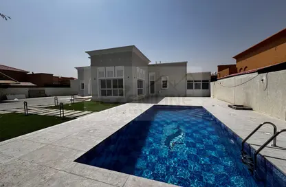 Villa - 4 Bedrooms - 6 Bathrooms for rent in Al Khawaneej 2 - Al Khawaneej - Dubai