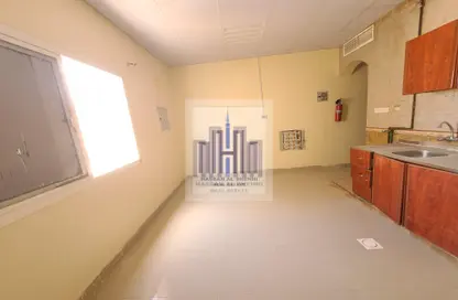 Apartment - Studio - 1 Bathroom for rent in Fire Station Road - Muwaileh - Sharjah