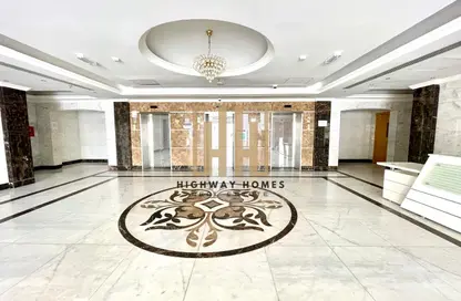 شقة - 3 غرف نوم - 3 حمامات للايجار في الثاني مويلح - تجارية مويلح - الشارقة