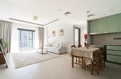 Apartment - 2 Bedrooms - 2 Bathrooms for rent in Viridian - Central Park at City Walk - City Walk - Dubai