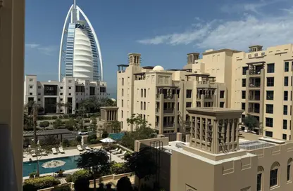 Apartment - 2 Bedrooms - 2 Bathrooms for sale in Madinat Jumeirah Living - Umm Suqeim - Dubai