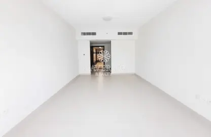 Apartment - 2 Bedrooms - 3 Bathrooms for rent in New Al Taawun Road - Al Taawun - Sharjah