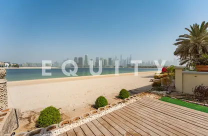 Villa - 4 Bedrooms - 5 Bathrooms for rent in Garden Homes Frond O - Garden Homes - Palm Jumeirah - Dubai