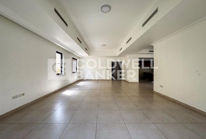 14801645 - Property Image 3