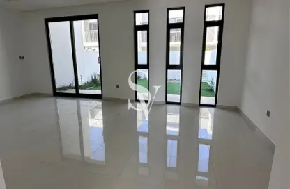 Empty Room image for: Townhouse - 3 Bedrooms - 5 Bathrooms for sale in Aurum Villas - Coursetia - Damac Hills 2 - Dubai, Image 1