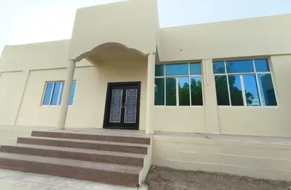 Villa - 3 Bedrooms - 5 Bathrooms for rent in Zakher - Al Ain