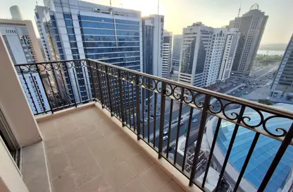 شقة - 3 غرف نوم - 4 حمامات للايجار في بناية الدرمكي 1162 - شارع حمدان - أبوظبي