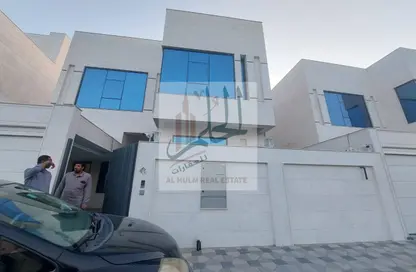 Villa - 5 Bedrooms - 7 Bathrooms for sale in Al Yasmeen 1 - Al Yasmeen - Ajman