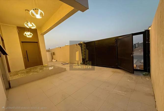 16063300 - Property Image 3