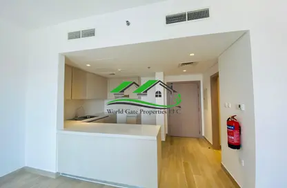 Apartment - 2 Bedrooms - 2 Bathrooms for rent in Waters Edge - Yas Island - Abu Dhabi