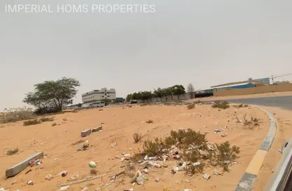 أرض - استوديو للبيع في أم الثعوب - أم القيوين