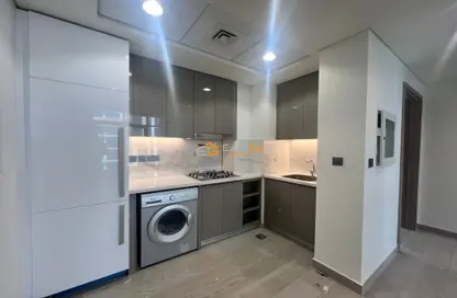 Kitchen image for: Apartment - 2 Bedrooms - 2 Bathrooms for rent in AZIZI Riviera 26 - Meydan One - Meydan - Dubai, Image 1