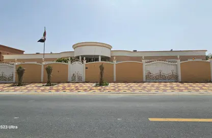 فيلا - 8 غرف نوم - 8 حمامات للبيع في السيوح - الشارقة فيلا - 8 غرف نوم - 8 حمامات للبيع في السيوح - الشارقة