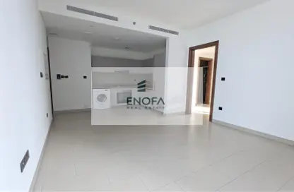 Empty Room image for: Apartment - 2 Bedrooms - 2 Bathrooms for rent in Sobha Creek Vistas Reserve - Sobha Hartland - Mohammed Bin Rashid City - Dubai, Image 1