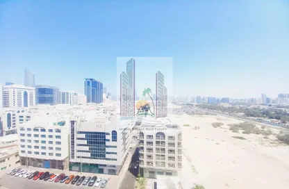 Apartment - 2 Bedrooms - 3 Bathrooms for rent in Al Heel Tower - Mubarak Bin Mohammed Street - Al Khalidiya - Abu Dhabi