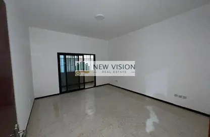 Apartment - 3 Bedrooms - 3 Bathrooms for rent in Al Noor Tower - Al Majaz 3 - Al Majaz - Sharjah