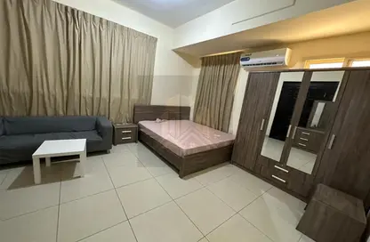 Apartment - Studio - 1 Bathroom for rent in Khalifa City A Villas - Khalifa City A - Khalifa City - Abu Dhabi