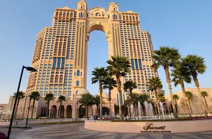 Apartment - 1 Bedroom - 2 Bathrooms for sale in Fairmont Marina Residences - The Marina - Abu Dhabi