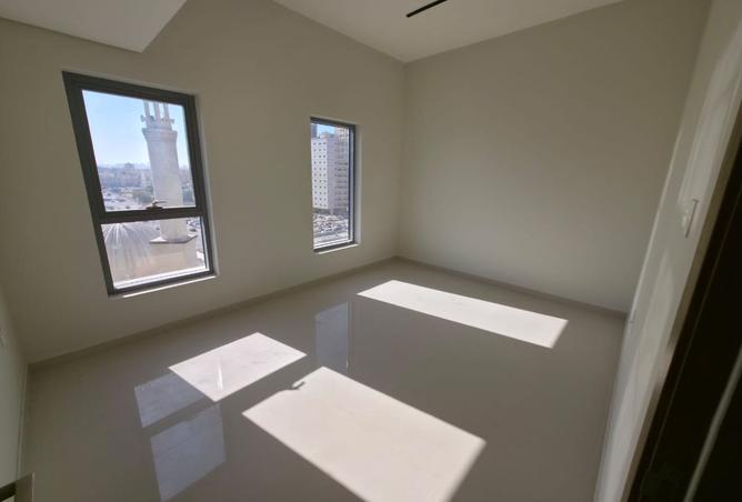 15996600 - Property Image 3