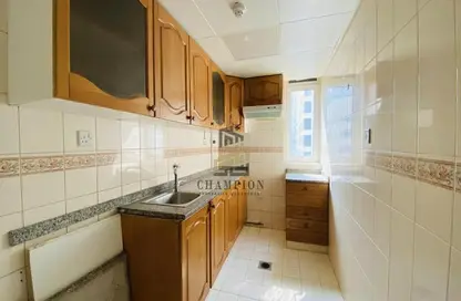 Apartment - 1 Bedroom - 1 Bathroom for rent in Sheleila Tower - Al Khalidiya - Abu Dhabi