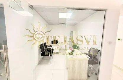 مكتب - استوديو - 1 حمام للايجار في مبنى سيلفر هوم - هور العنز - ديرة - دبي