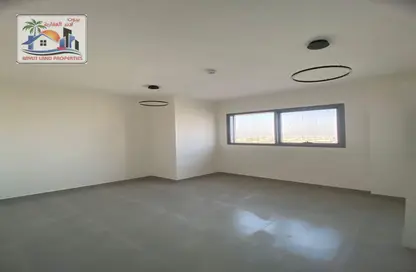 Apartment - 2 Bedrooms - 2 Bathrooms for rent in Ibtikar 4 - Al Majaz 2 - Al Majaz - Sharjah
