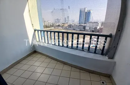 Apartment - Studio - 1 Bathroom for rent in Maples 2 - Al Raffa - Bur Dubai - Dubai