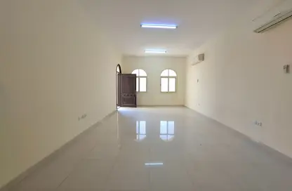 فيلا - 4 غرف نوم - 5 حمامات للايجار في مركز محمد بن زايد - مدينة محمد بن زايد - أبوظبي
