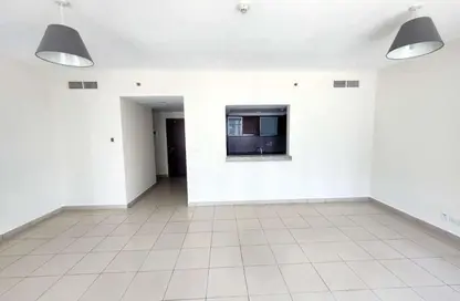 Apartment - 2 Bedrooms - 3 Bathrooms for rent in Bonaire Tower - Park Island - Dubai Marina - Dubai