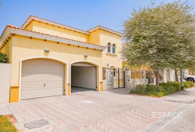 15233305 - Property Image 2