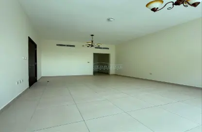 شقة - غرفة نوم - 2 حمامات للبيع في غلوبال غولف ريزيدنس 2 - مدينة دبي الرياضية - دبي
