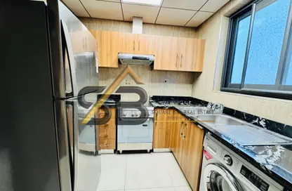 Apartment - 2 Bedrooms - 3 Bathrooms for rent in Yasmeen Building - Al Jaddaf - Dubai