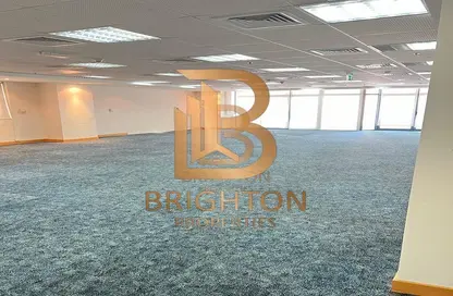 Full Floor - Studio - 2 Bathrooms for rent in Al Neem Tower - Khalifa Street - Abu Dhabi