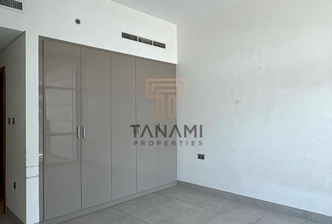 15306000 - Property Image 3
