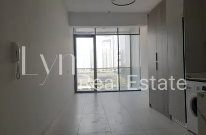 شقة - 1 حمام للايجار في الأمل تاور - مدينة دبي الرياضية - دبي