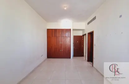 Apartment - 2 Bedrooms - 3 Bathrooms for rent in Shabiya 10 - Shabiya - Mussafah - Abu Dhabi
