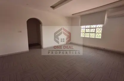 Villa - Studio - 7+ Bathrooms for rent in Al Markhaniya - Al Ain