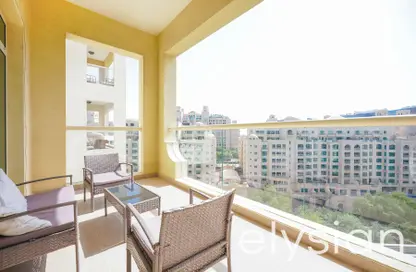 Apartment - 1 Bedroom - 2 Bathrooms for rent in Al Sarrood - Shoreline Apartments - Palm Jumeirah - Dubai
