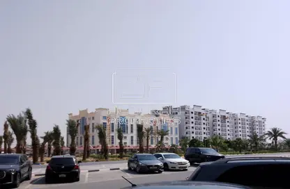 شقة - 2 غرف نوم - 3 حمامات للبيع في قرية الأميرة - عجمان