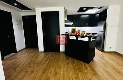 شقة - غرفة نوم - 2 حمامات للبيع في مبنى 183 - طراز مغولي - ديسكفري غاردنز - دبي