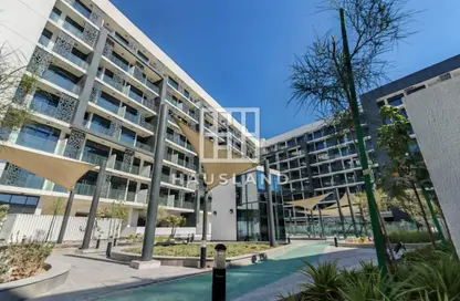 Apartment - 1 Bedroom - 1 Bathroom for sale in The Gate - Masdar City - Abu Dhabi