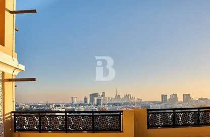 محل - استوديو للايجار في كارلتون دبي كريك - شارع بني ياس - ديرة - دبي