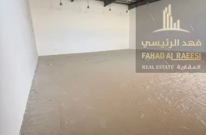 Warehouse - Studio - 1 Bathroom for rent in Umm Al Thuoob - Umm Al Quwain